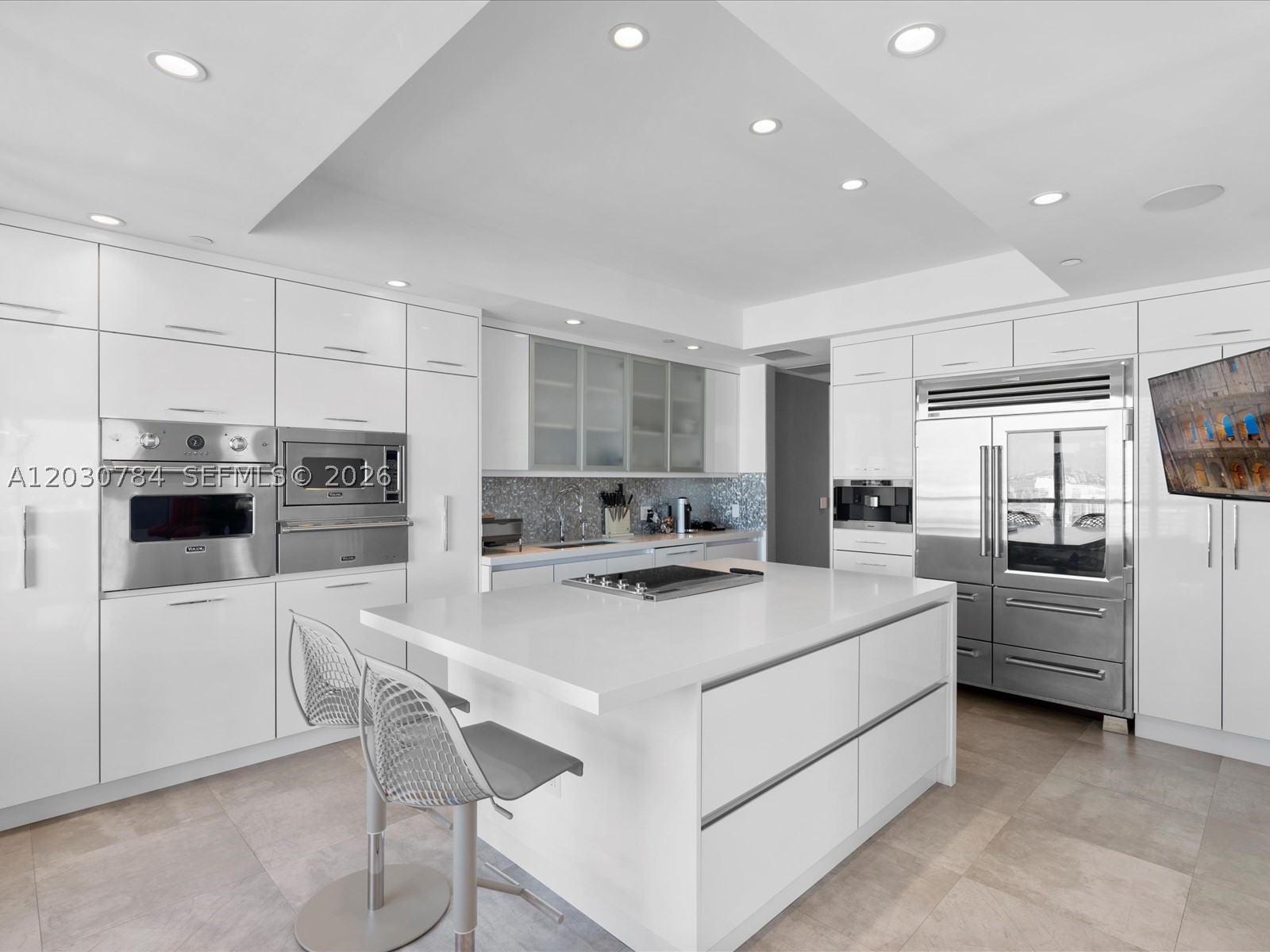 image Four Seasons Residences Miami19