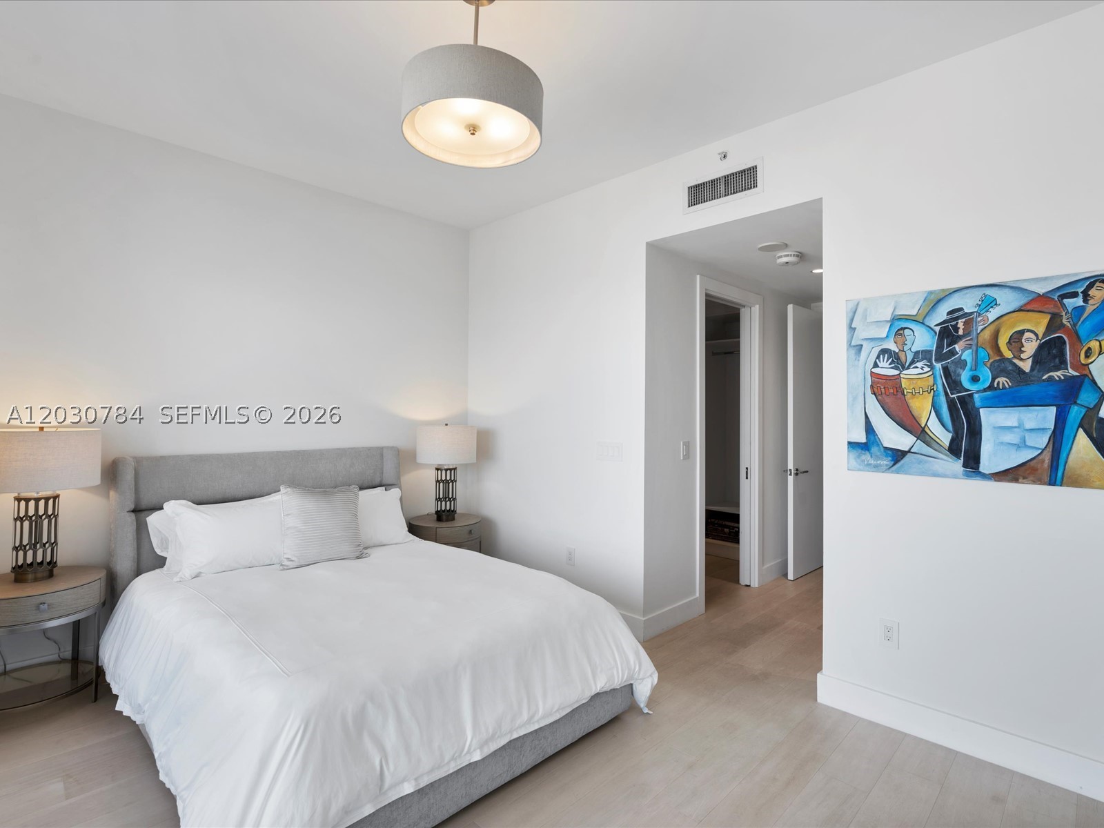 image Four Seasons Residences Miami41