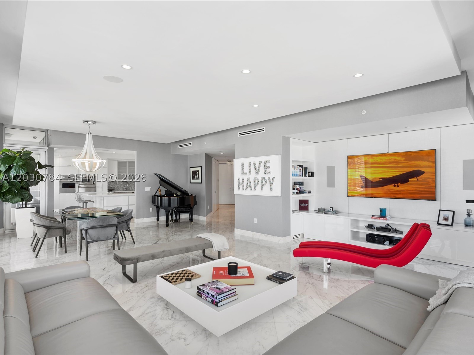 image Four Seasons Residences Miami4