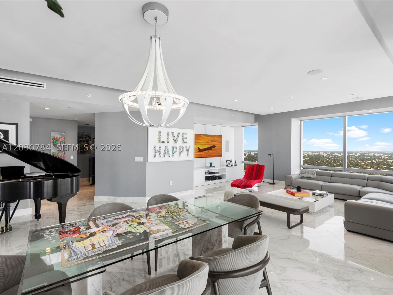 image Four Seasons Residences Miami5
