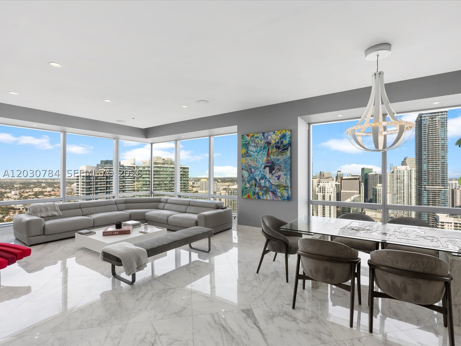 image Four Seasons Residences Miami7