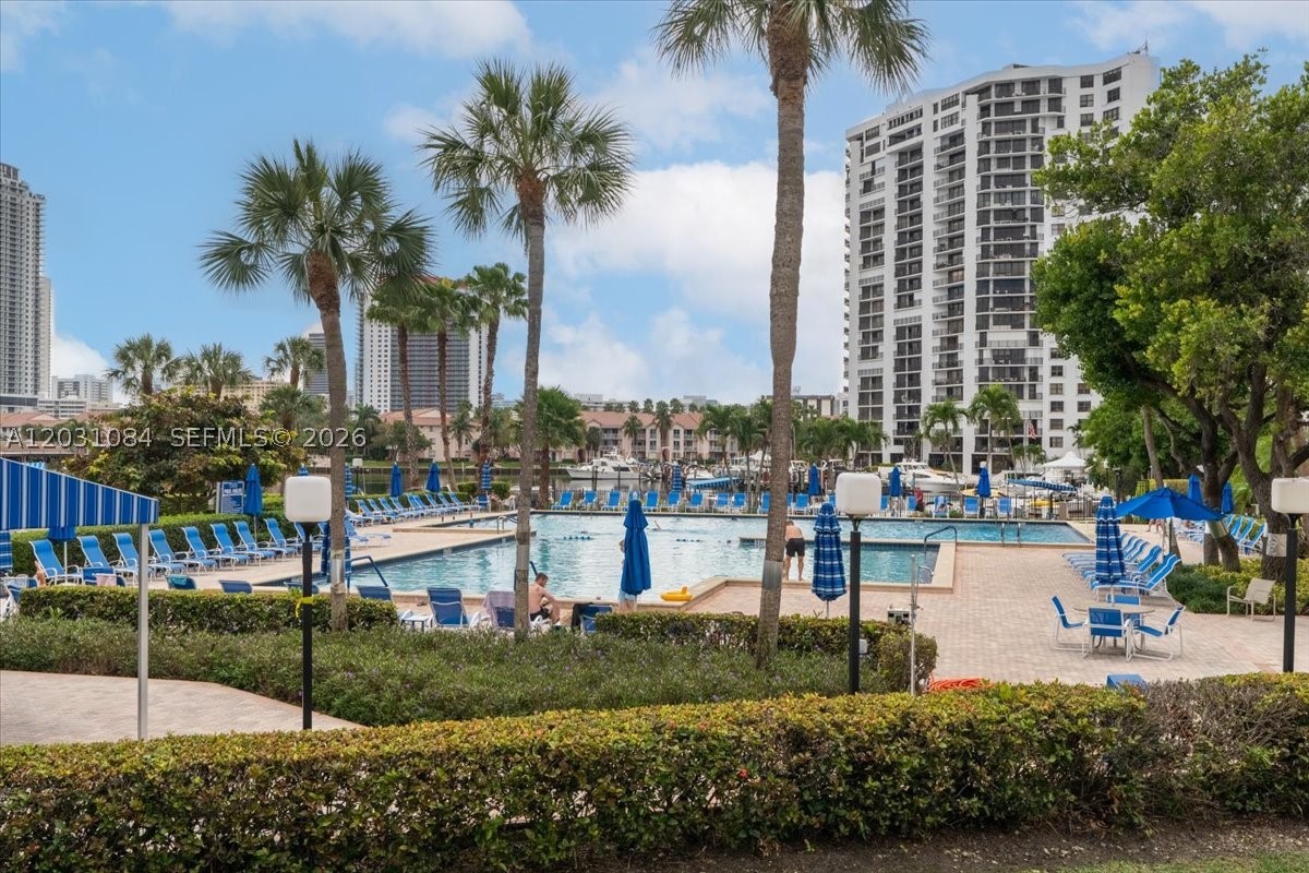 600 Three Iss Blvd #1413