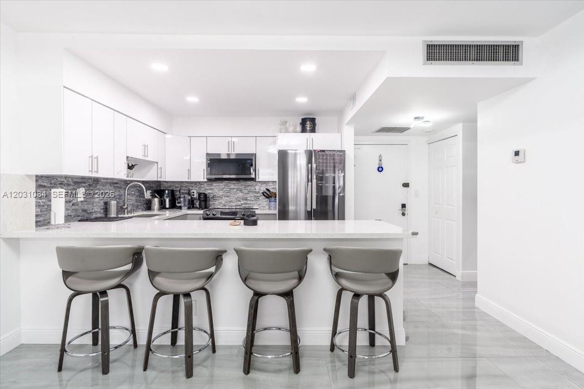 600 Three Iss Blvd #1413 Hallandale Beach, FL 33009