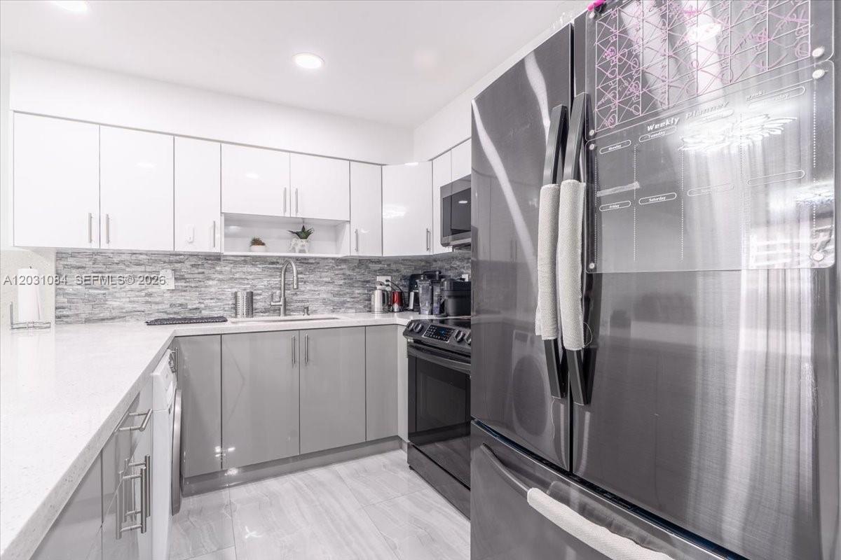 600 Three Iss Blvd #1413 Hallandale Beach, FL 33009