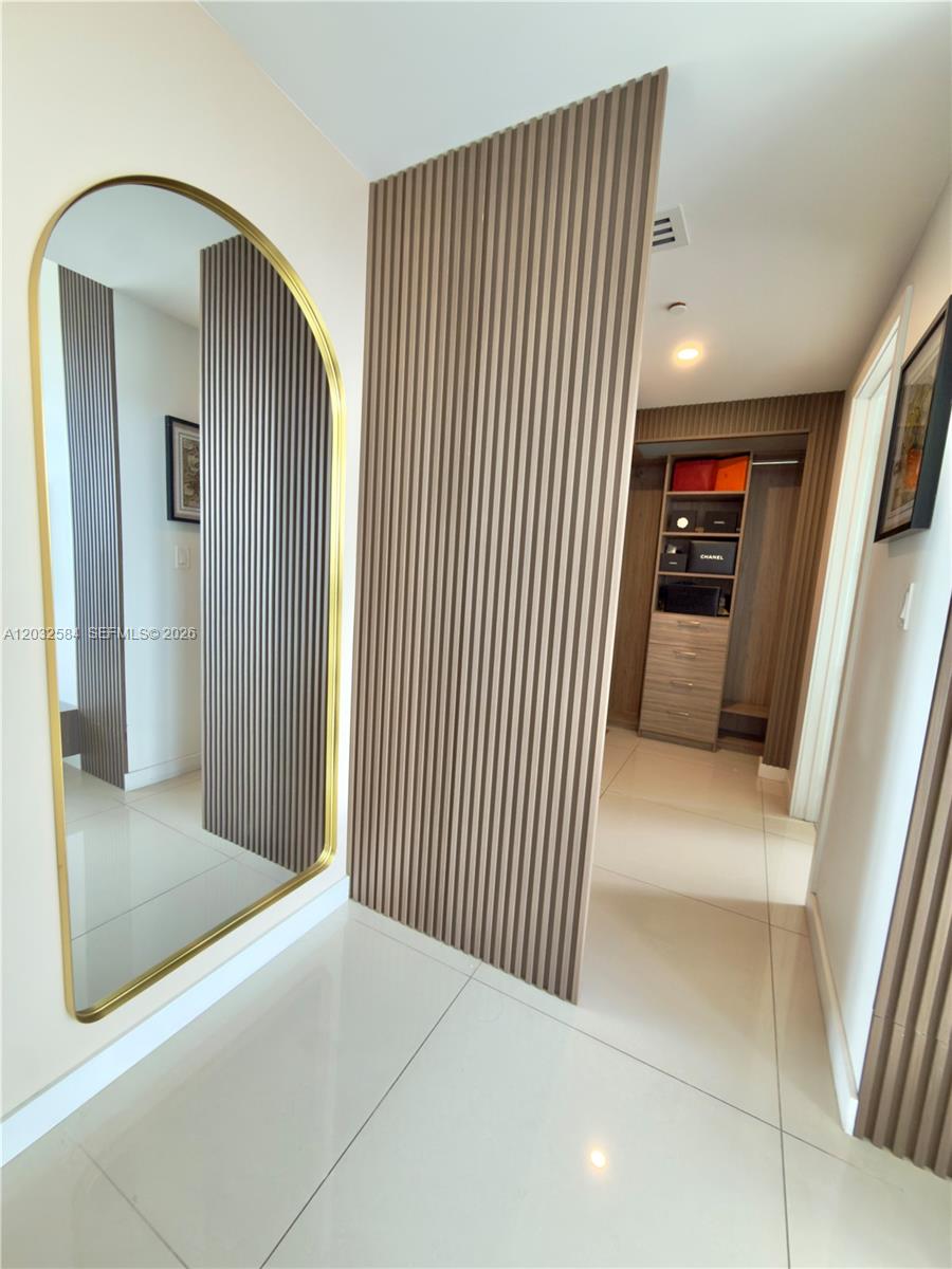 image Aria on the Bay9