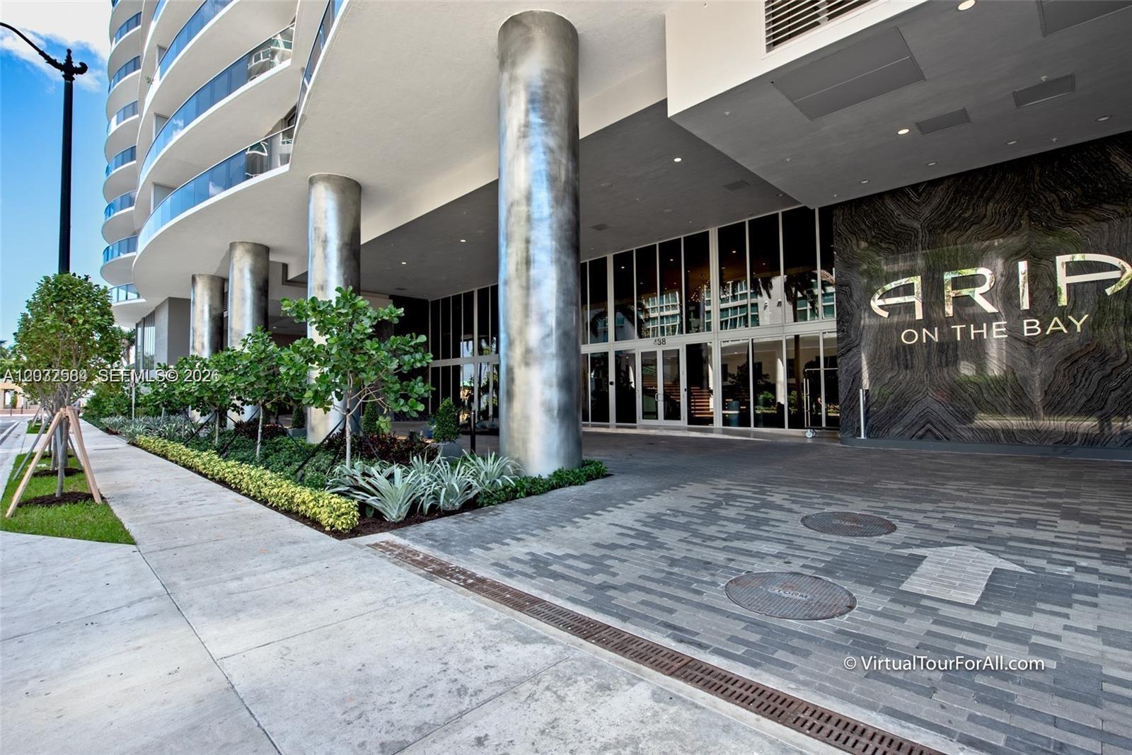 image Aria on the Bay25