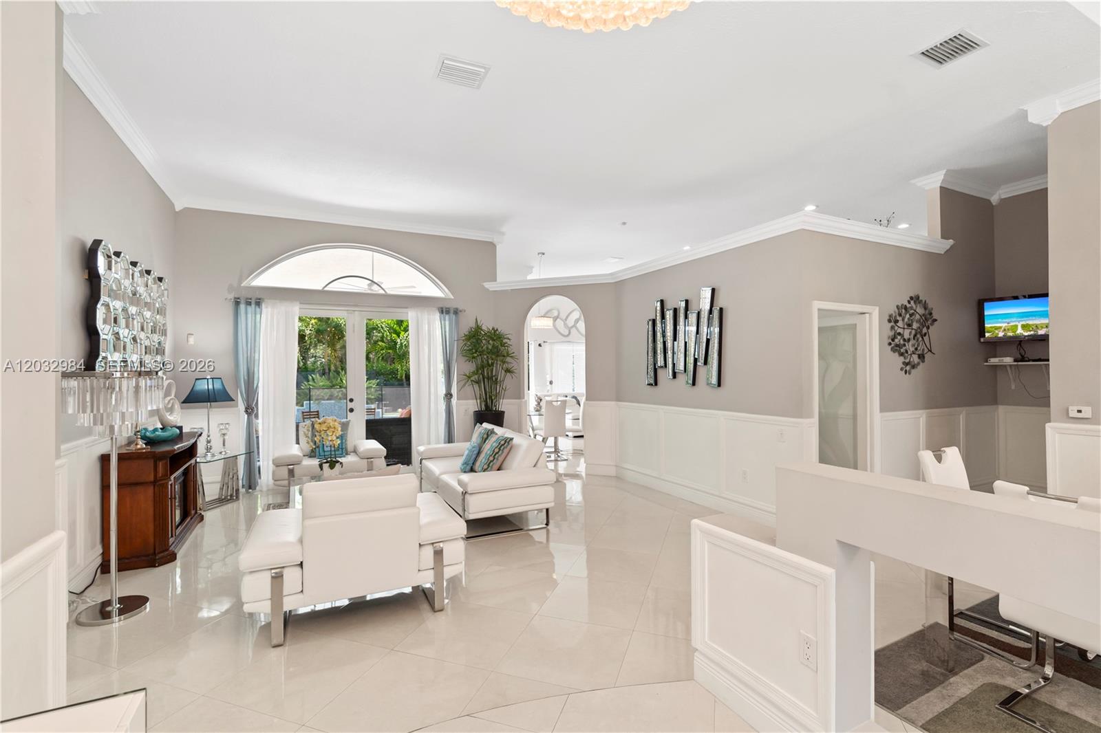 16601 SW 87th Palmetto Bay, FL 33157