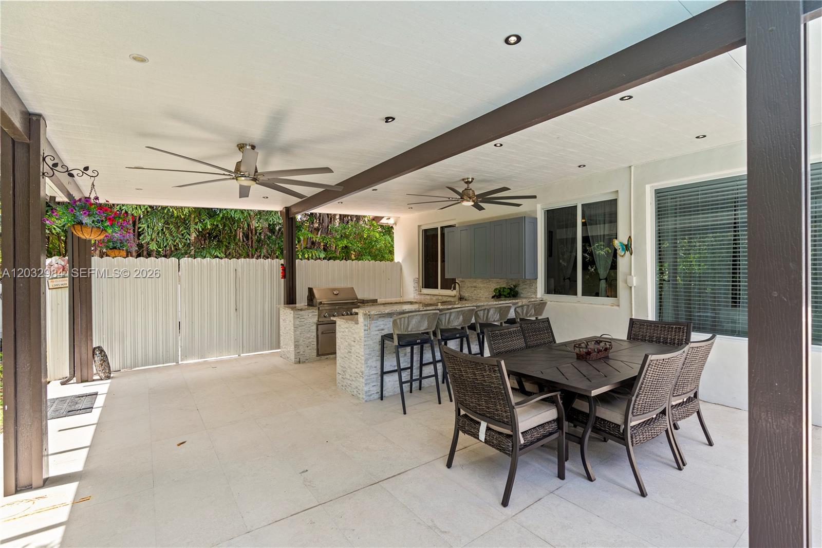 16601 SW 87th Palmetto Bay, FL 33157