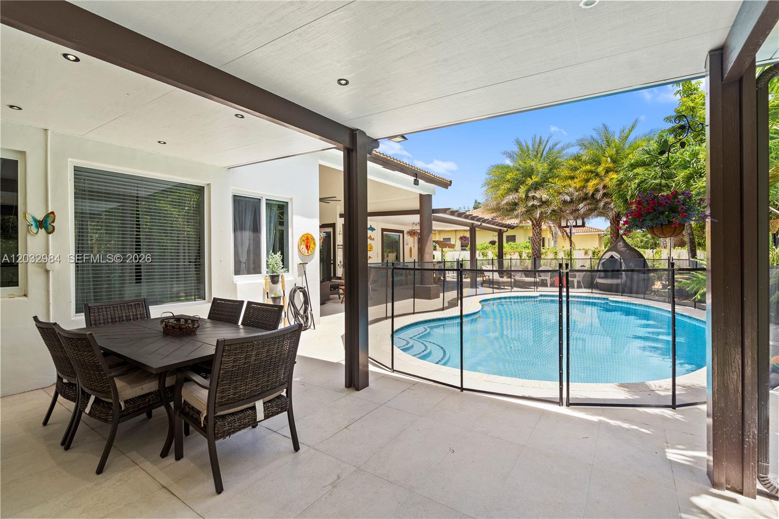 16601 SW 87th Palmetto Bay, FL 33157