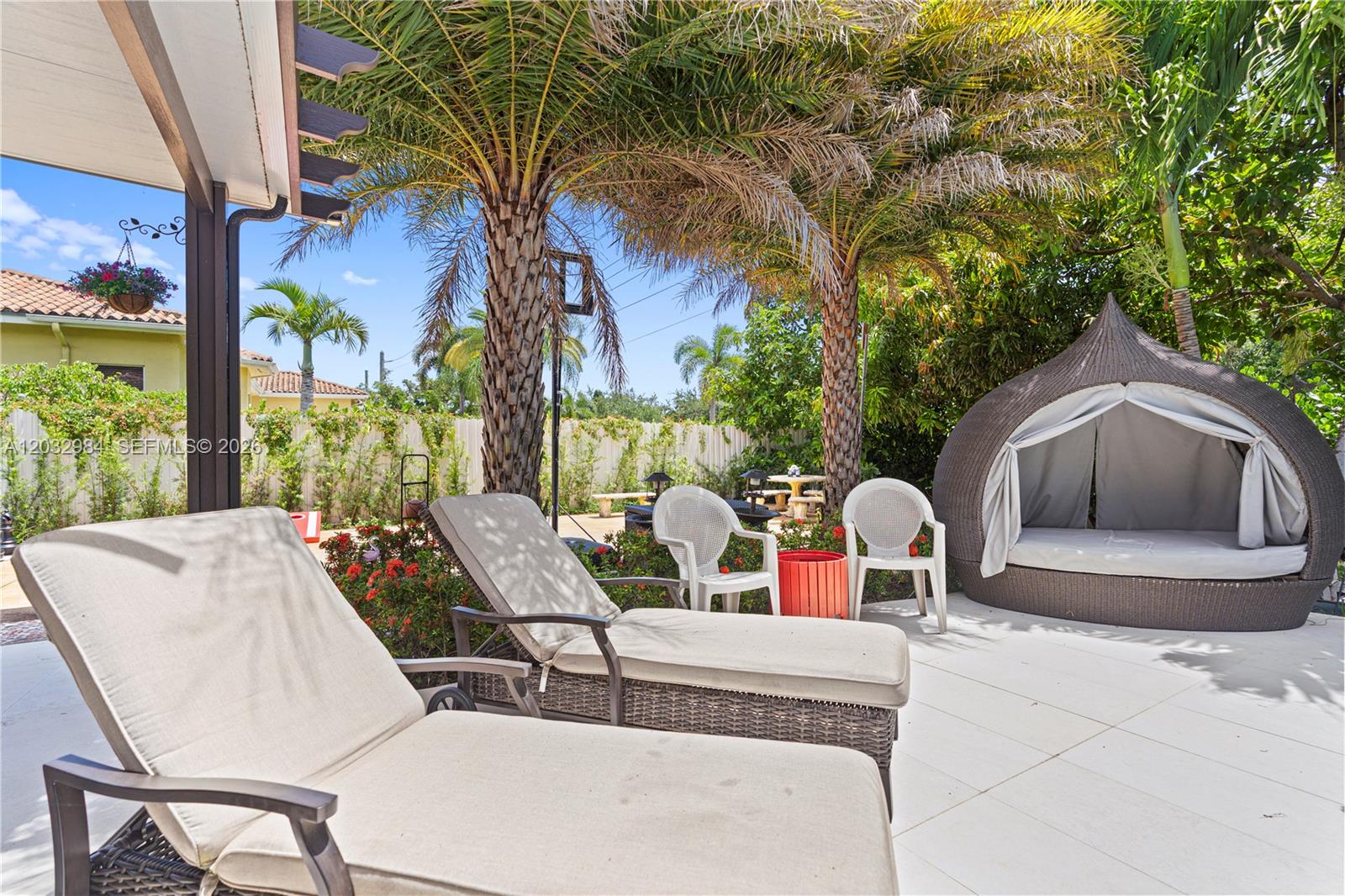 16601 SW 87th Palmetto Bay, FL 33157