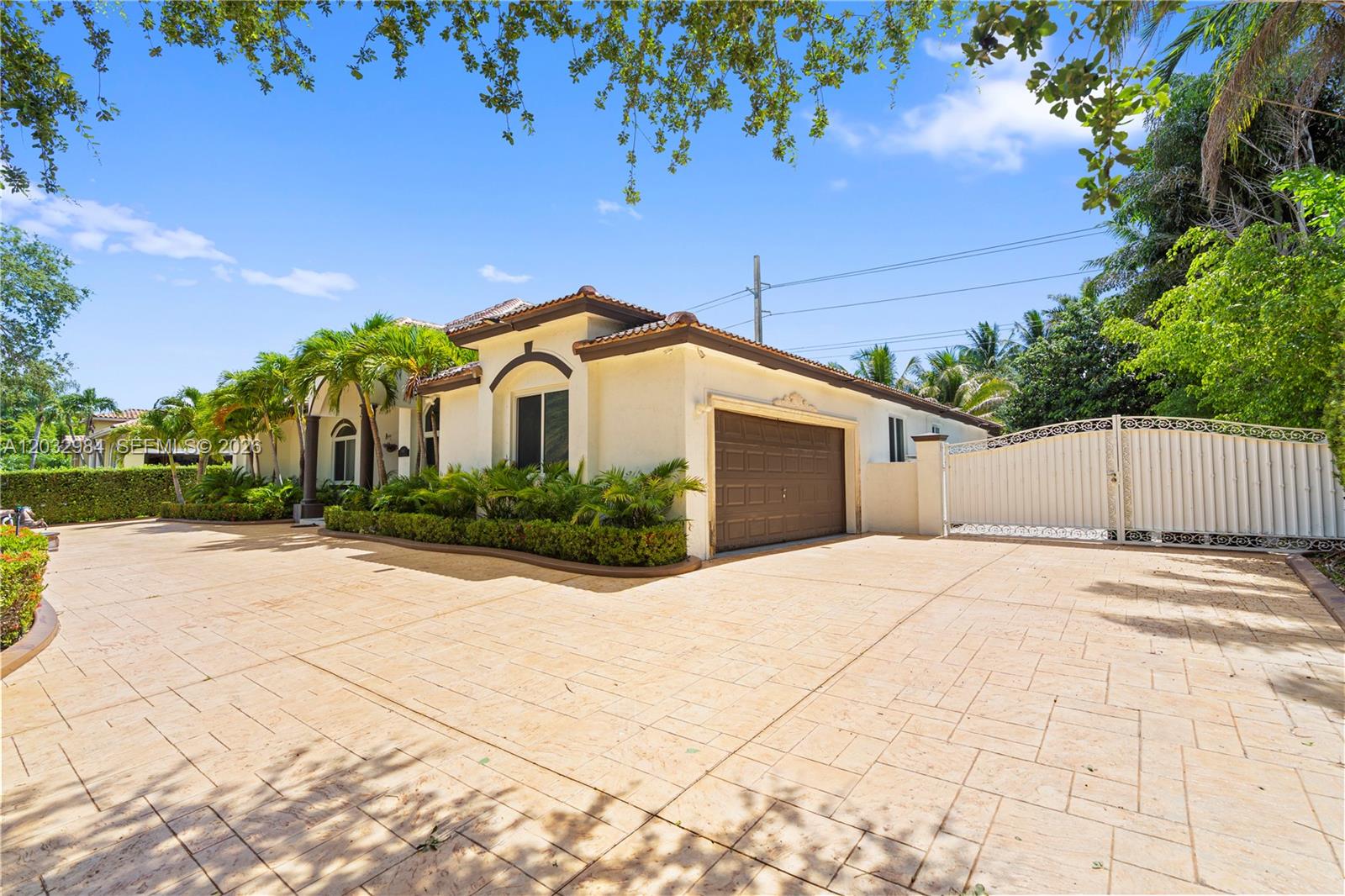 16601 SW 87th Palmetto Bay, FL 33157