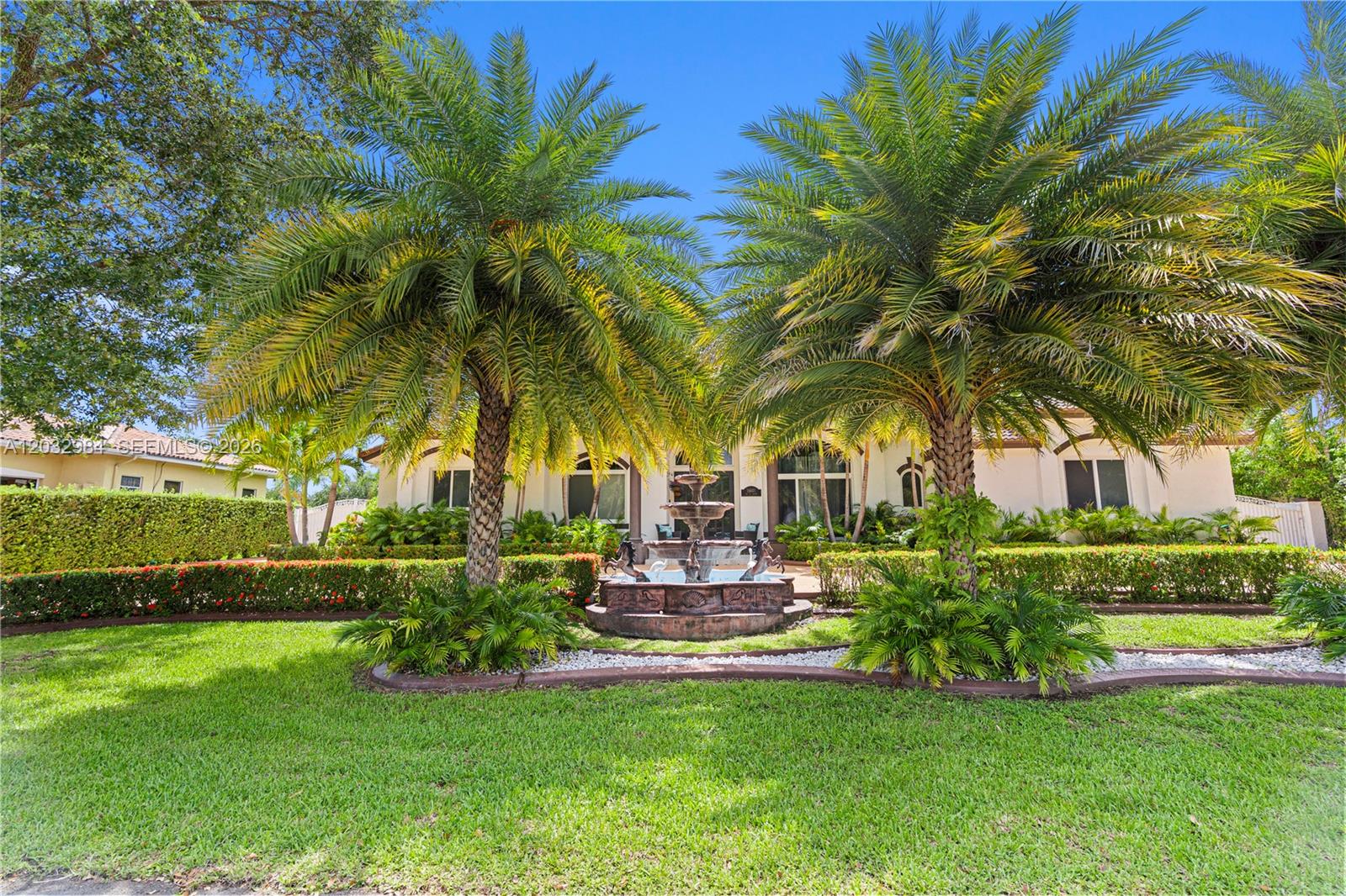 16601 SW 87th Palmetto Bay, FL 33157