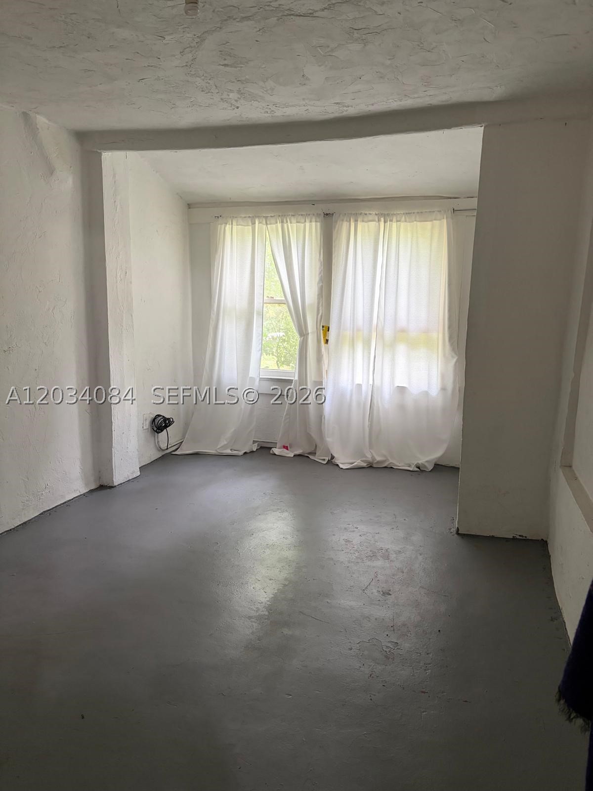 8238 NE 9th Ave Miami, FL 33138