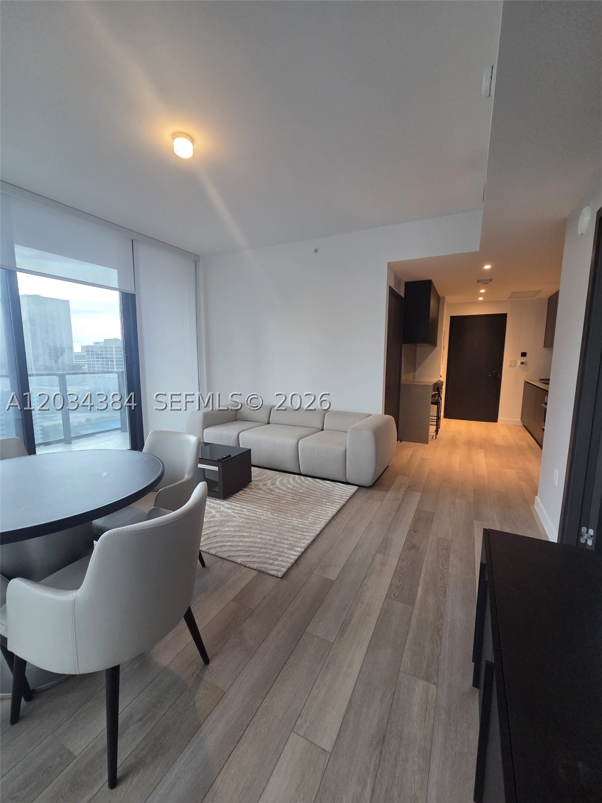 image E11EVEN Hotel & Residences11