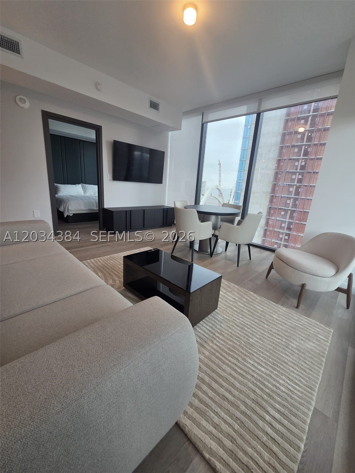 image E11EVEN Hotel & Residences12
