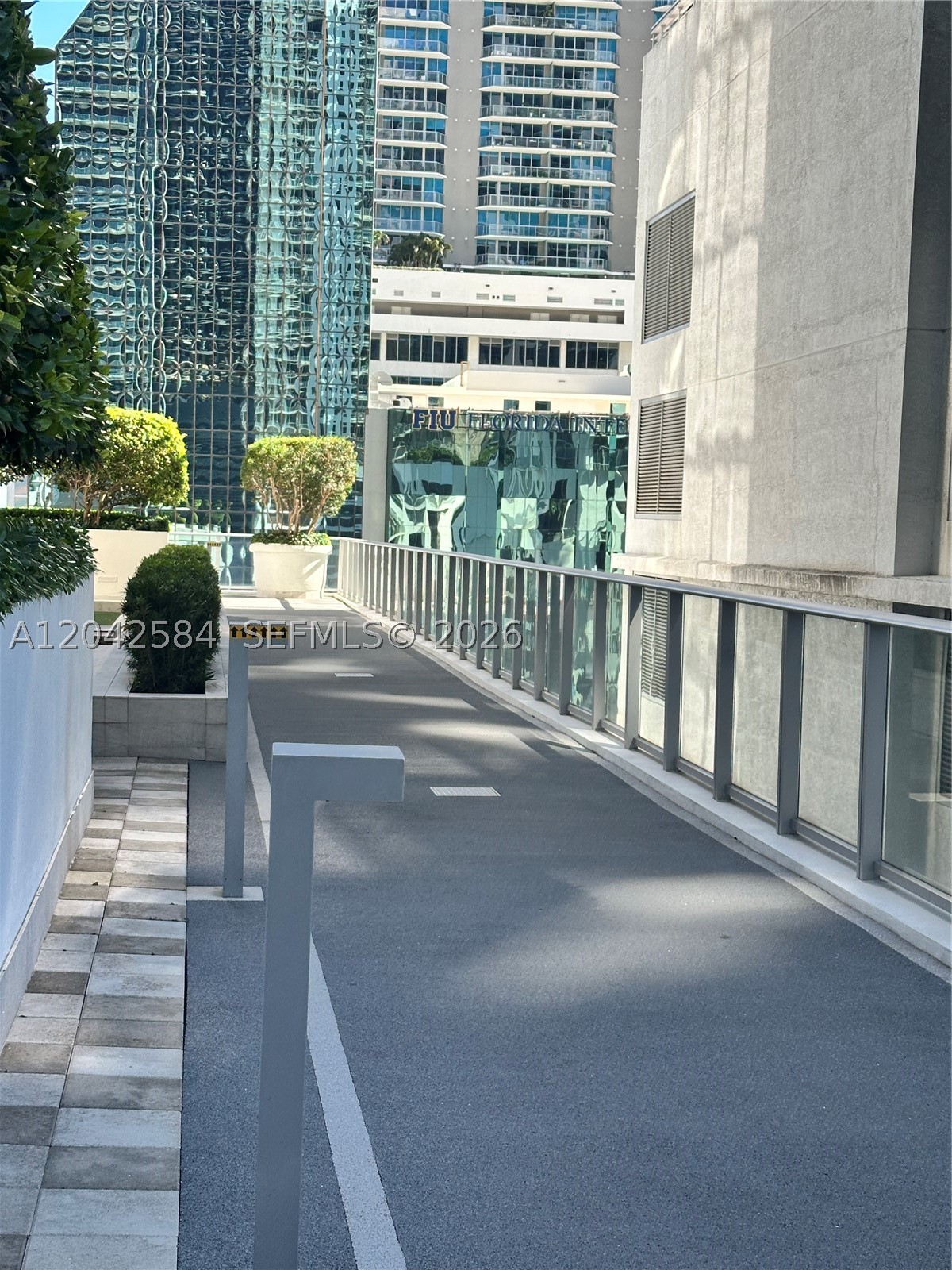image 1010 Brickell12