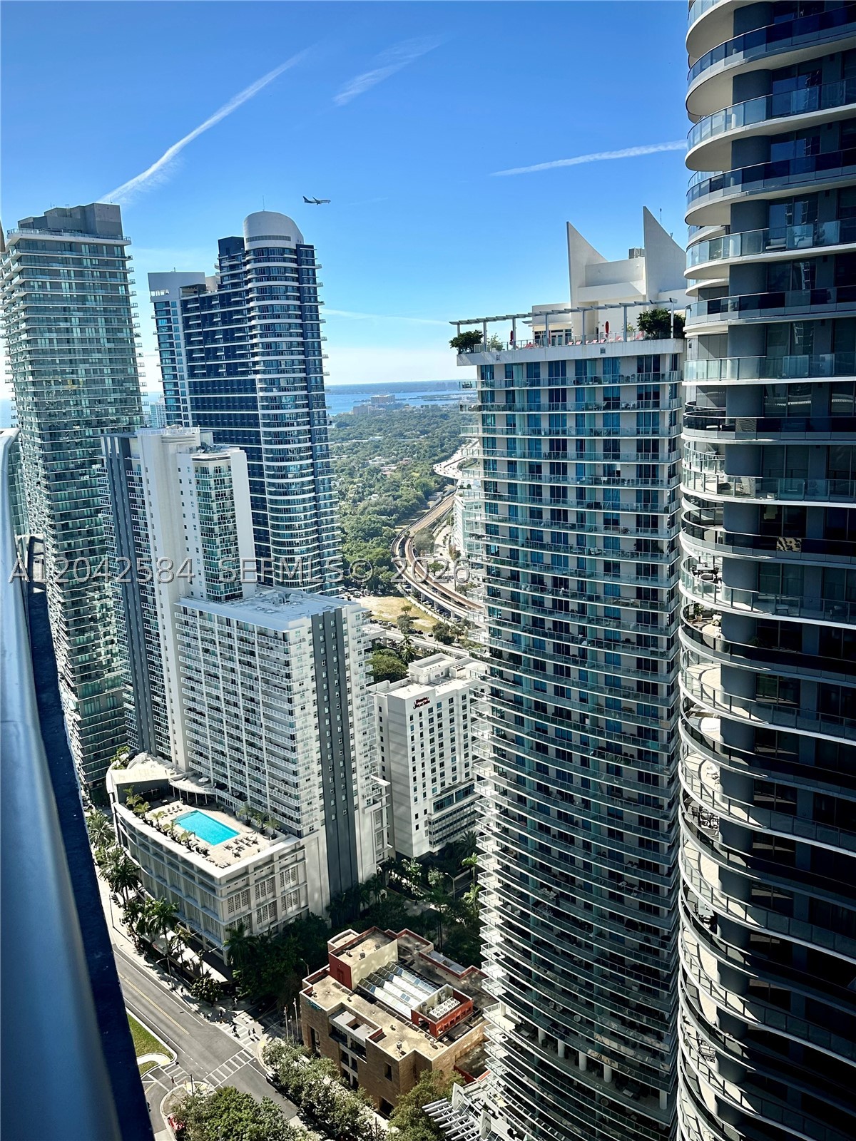 image 1010 Brickell39