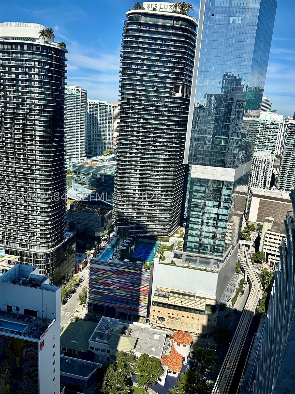 image 1010 Brickell40