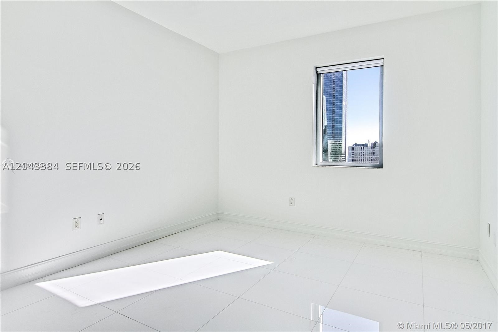 image 1060 Brickell - 106012