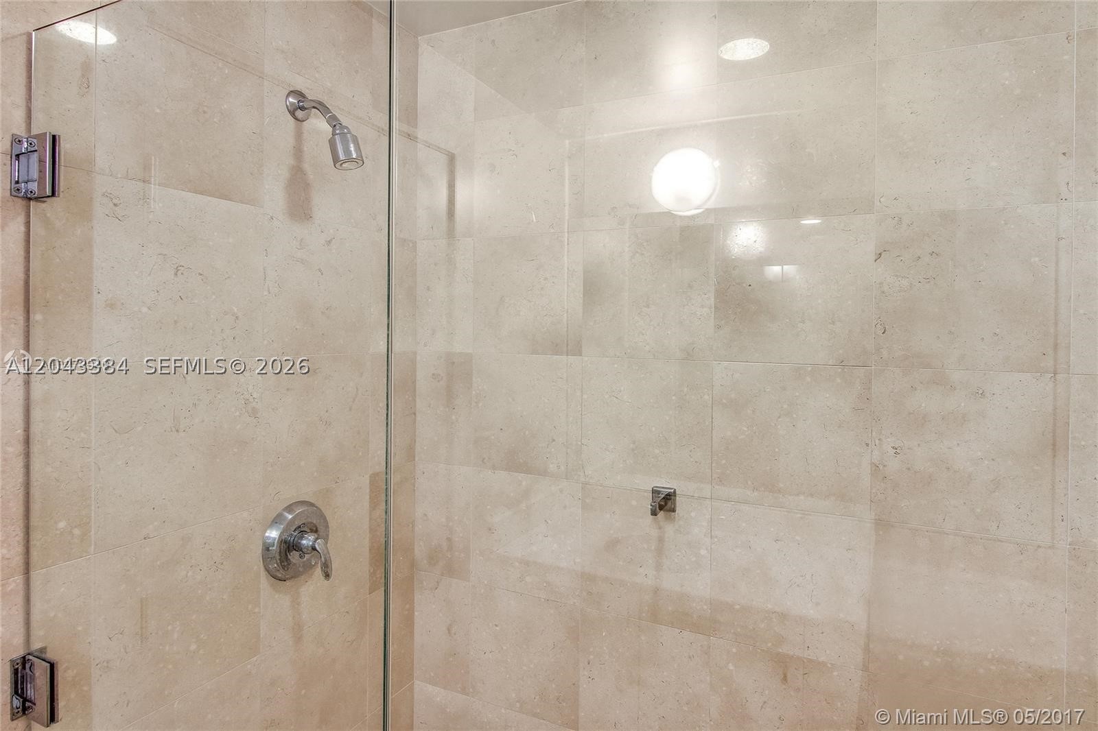 image 1060 Brickell - 106015