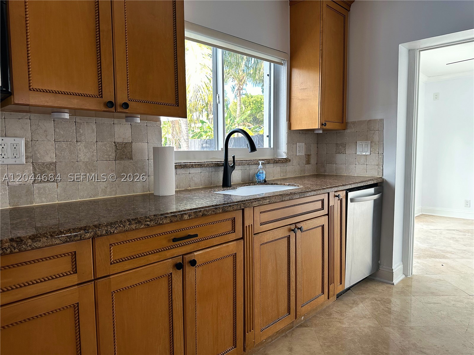 2445 SE 8th St Pompano Beach, FL 33062