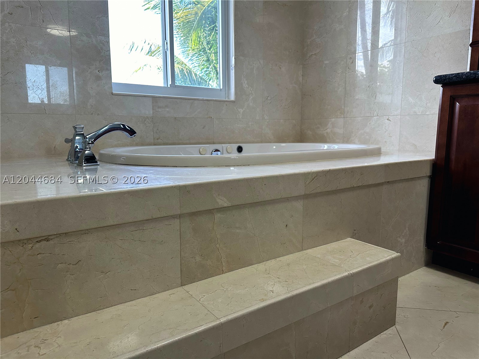 2445 SE 8th St Pompano Beach, FL 33062