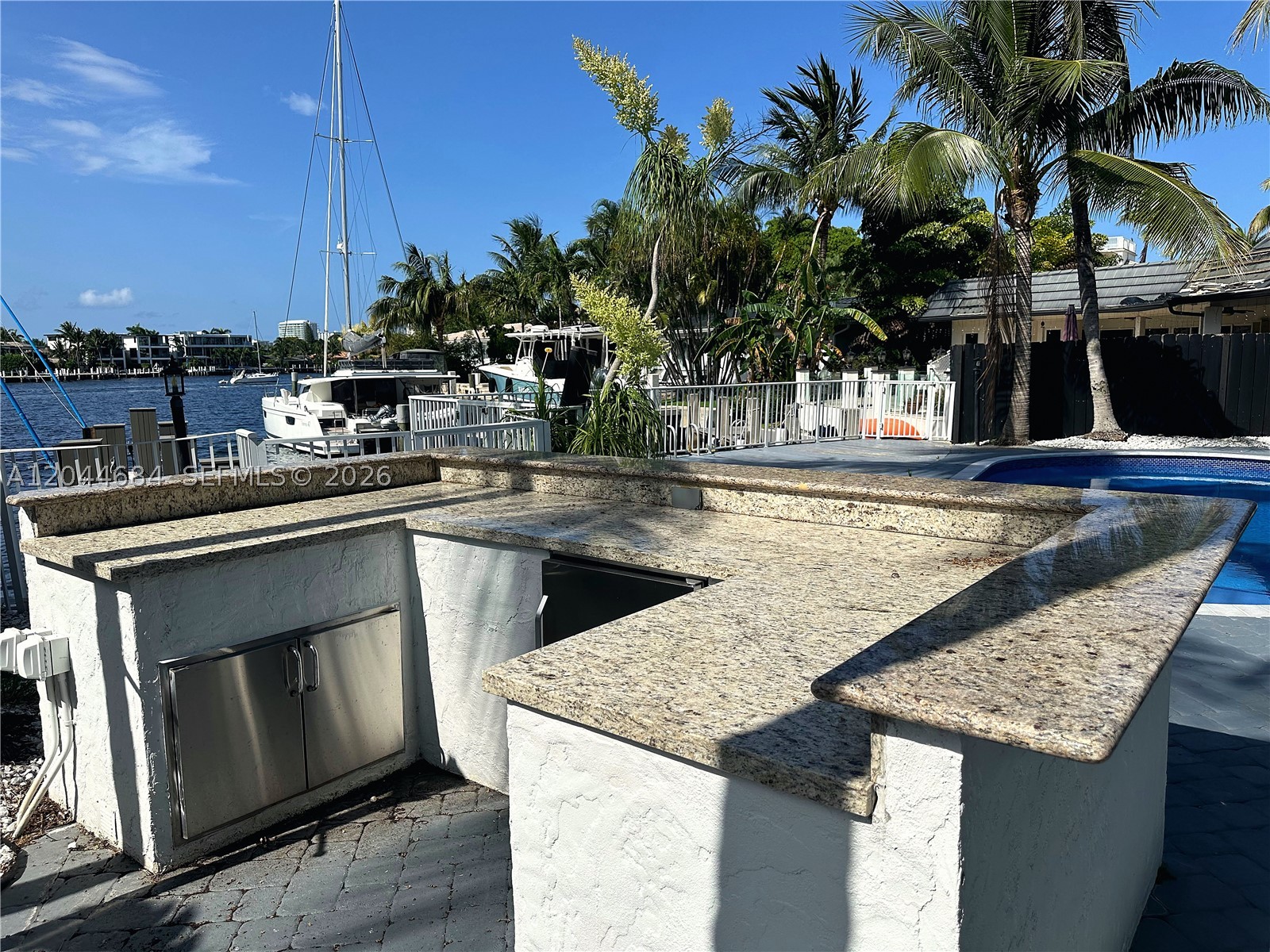 2445 SE 8th St Pompano Beach, FL 33062