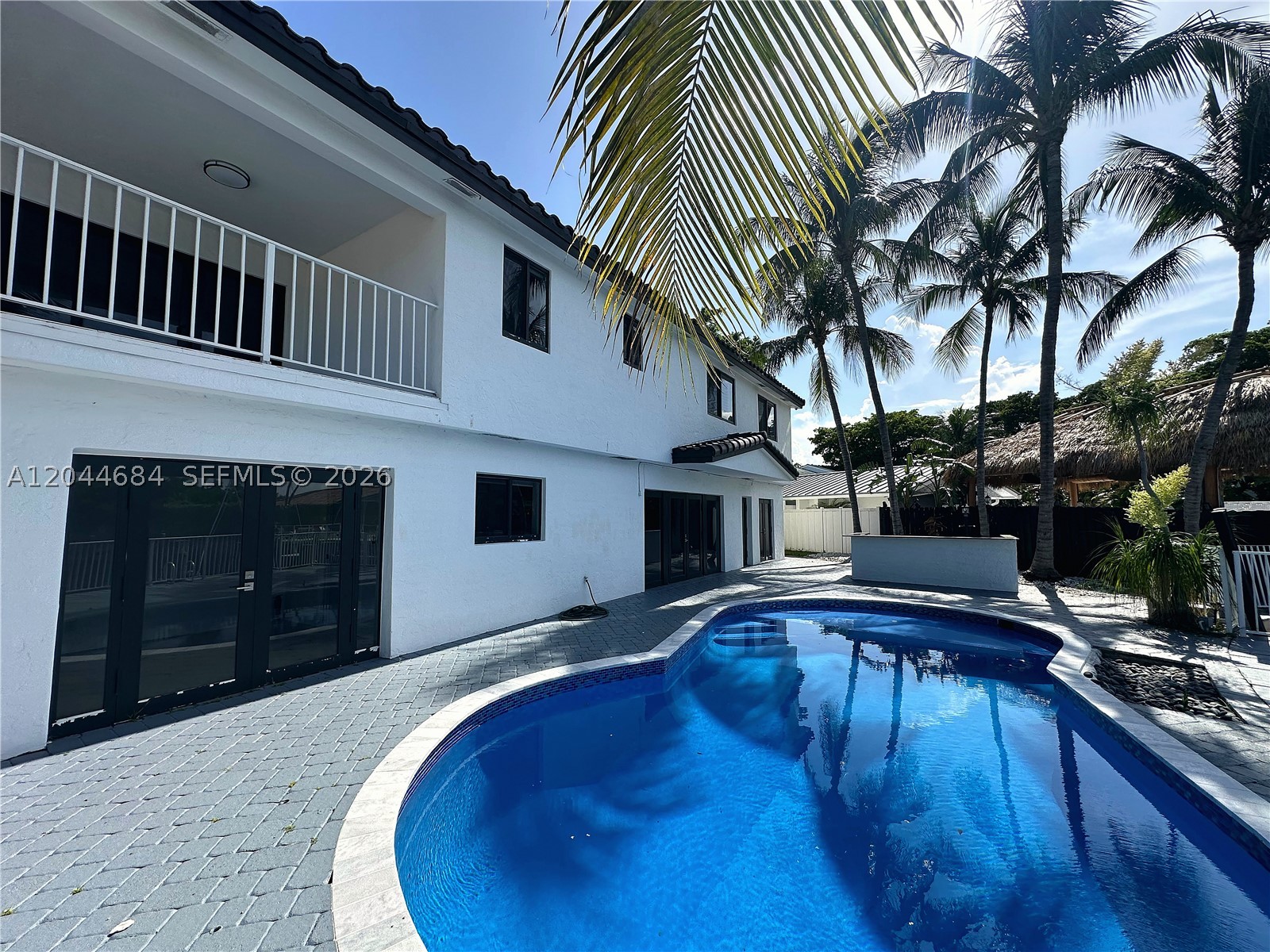2445 SE 8th St Pompano Beach, FL 33062