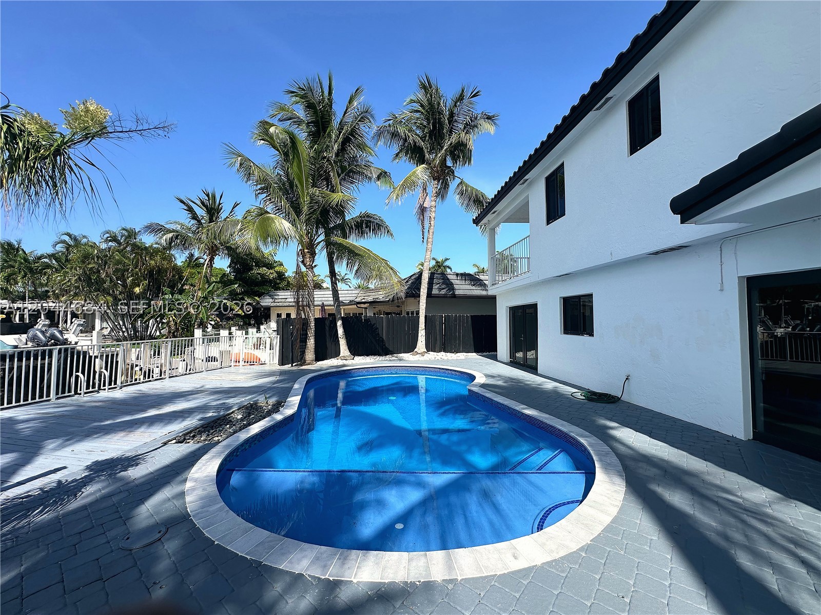 2445 SE 8th St Pompano Beach, FL 33062