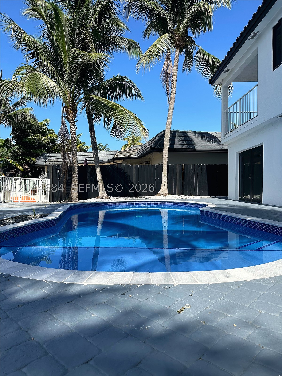 2445 SE 8th St Pompano Beach, FL 33062