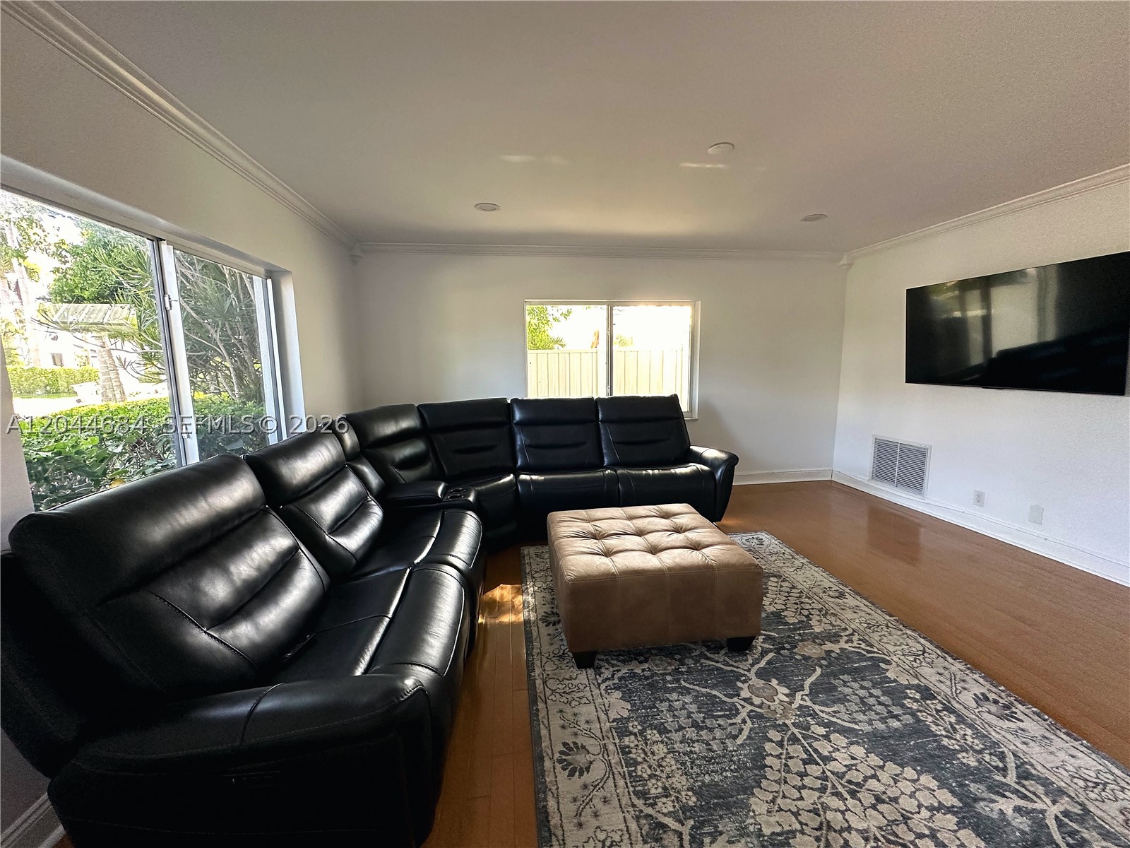 2445 SE 8th St Pompano Beach, FL 33062