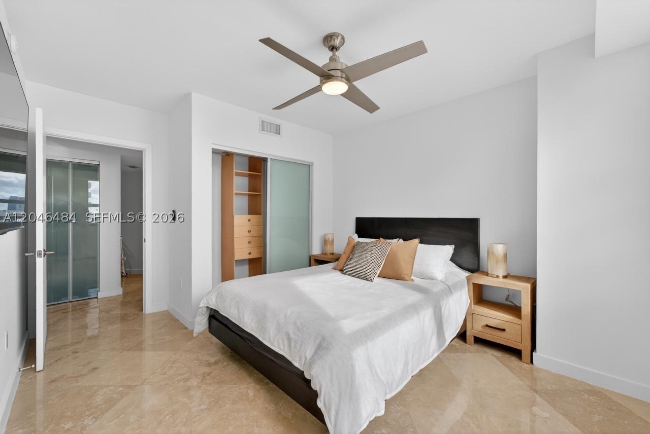 image 2080 Ocean Drive15