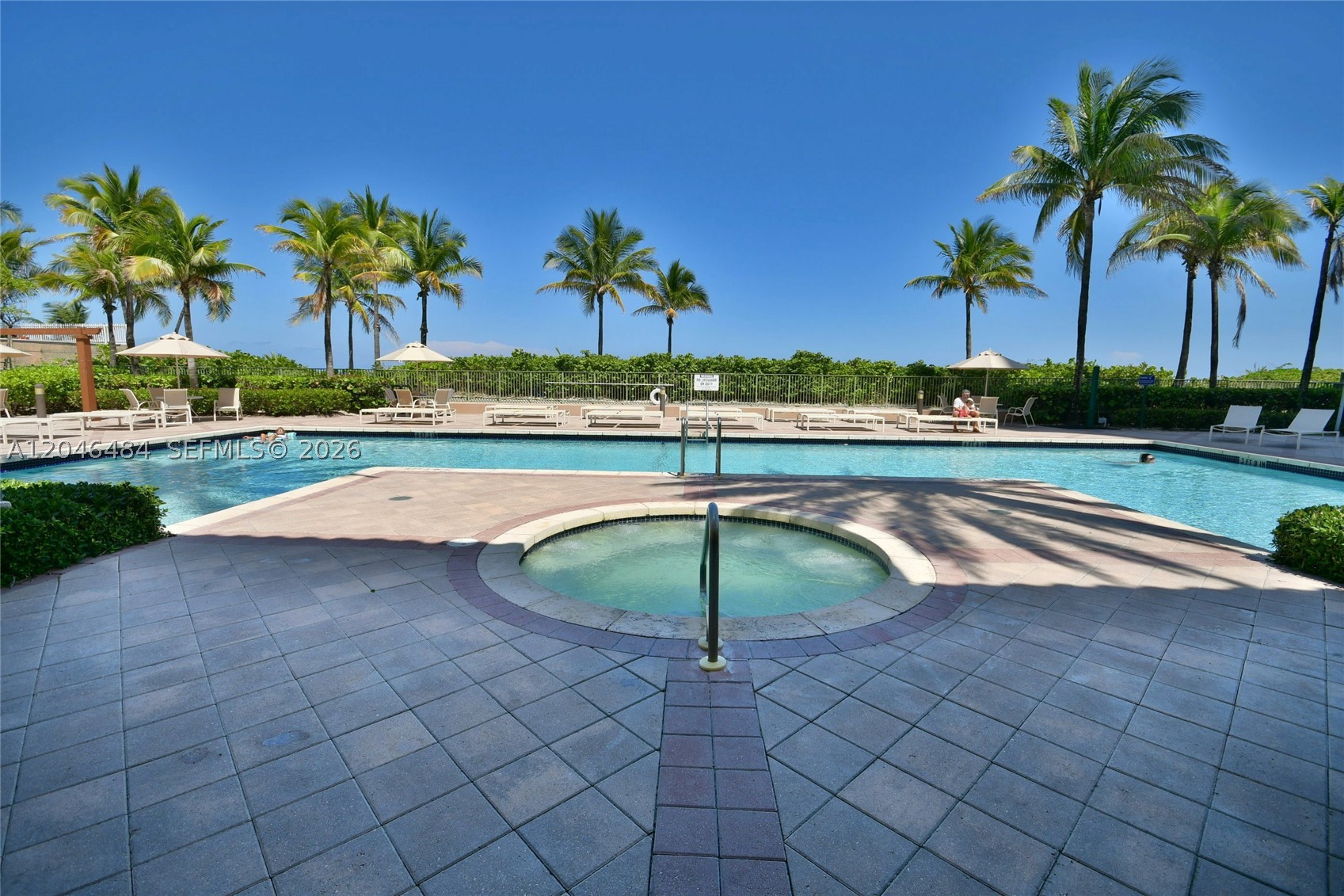 image 2080 Ocean Drive3