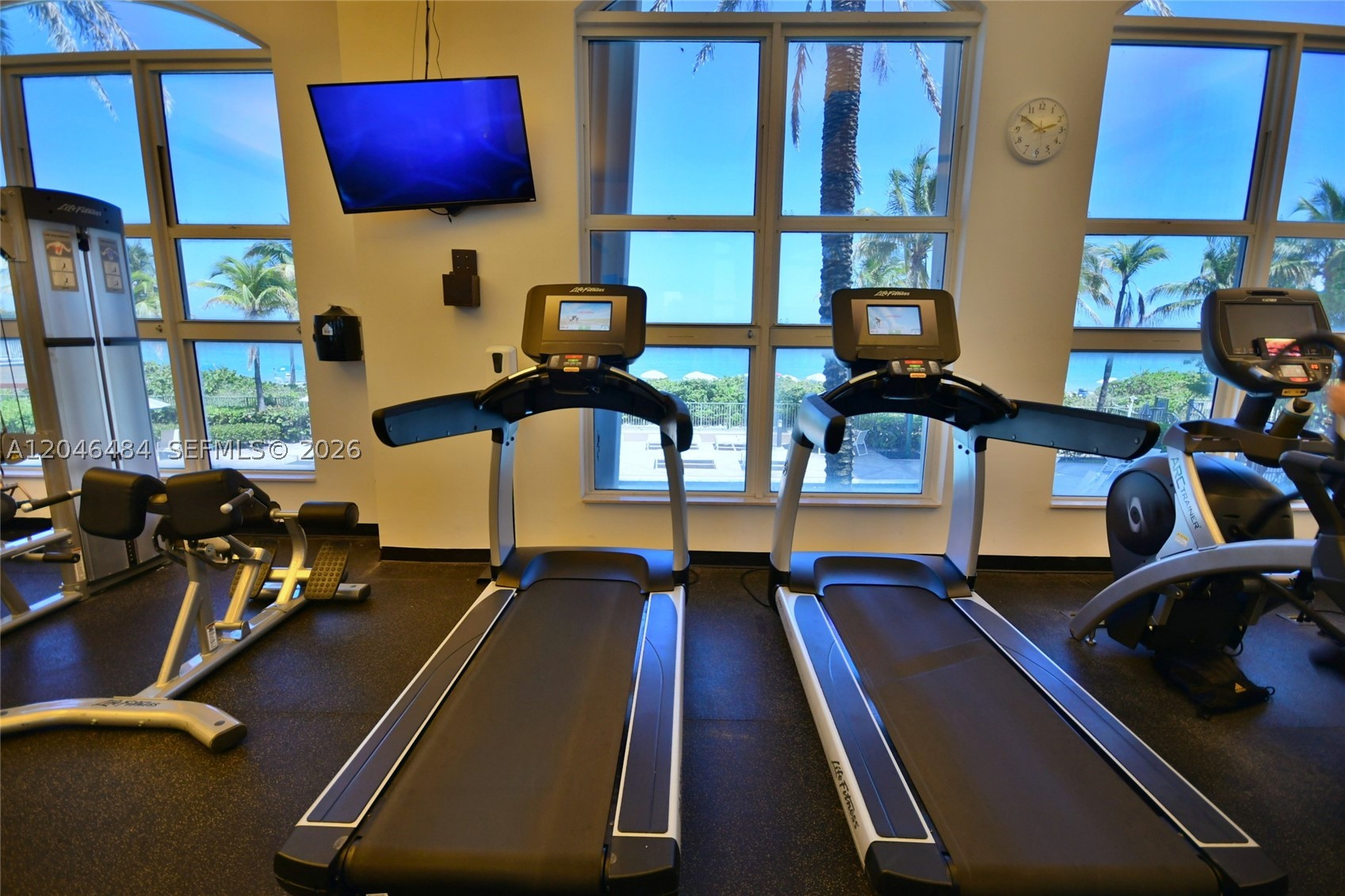 image 2080 Ocean Drive44