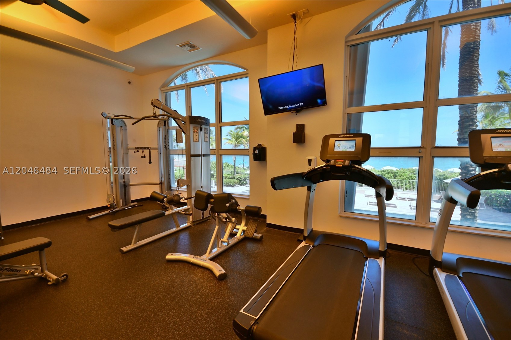image 2080 Ocean Drive45