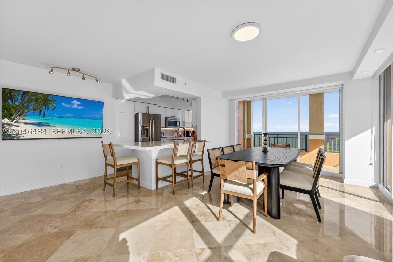 image 2080 Ocean Drive6
