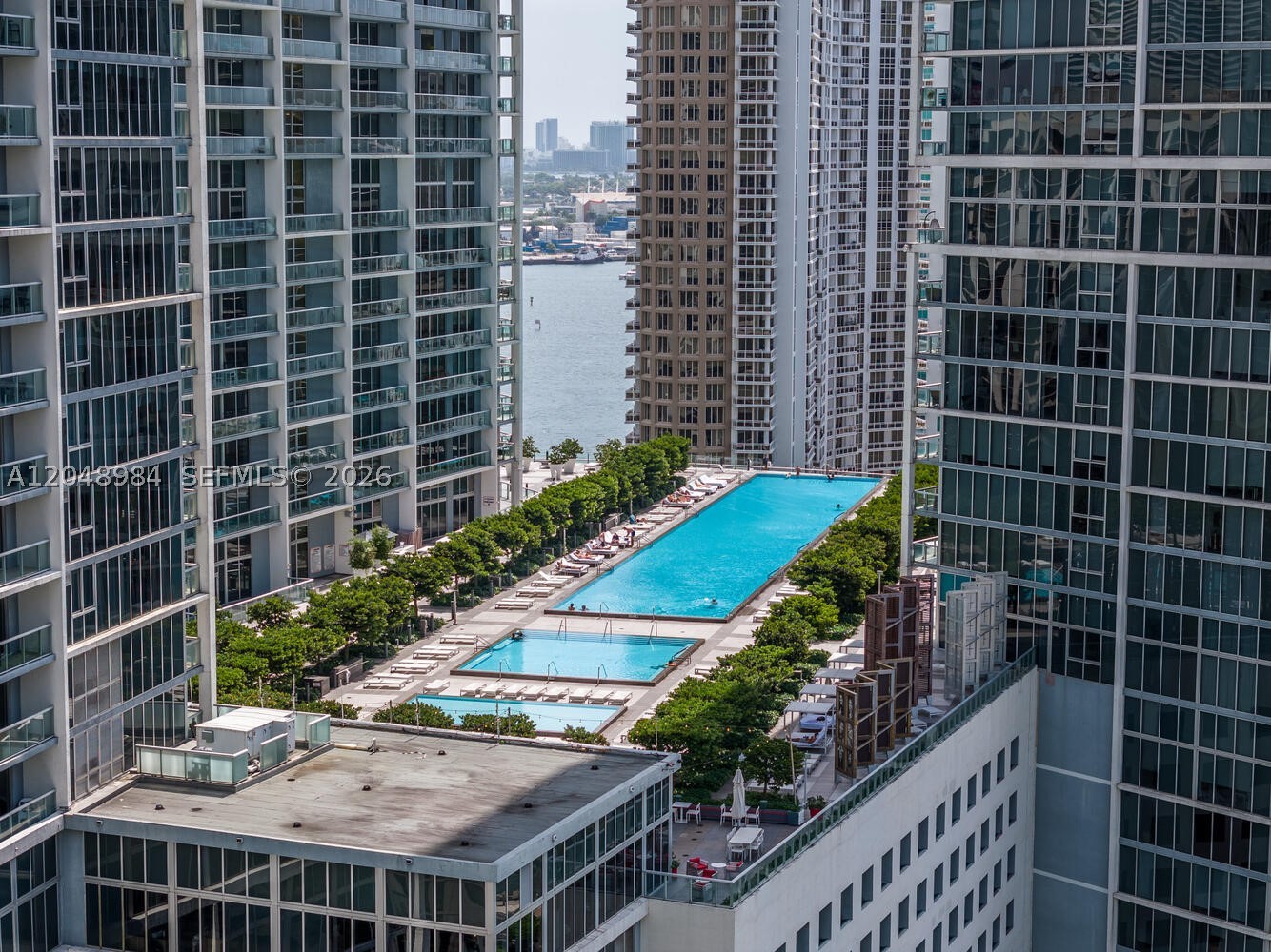 image Icon Brickell I1