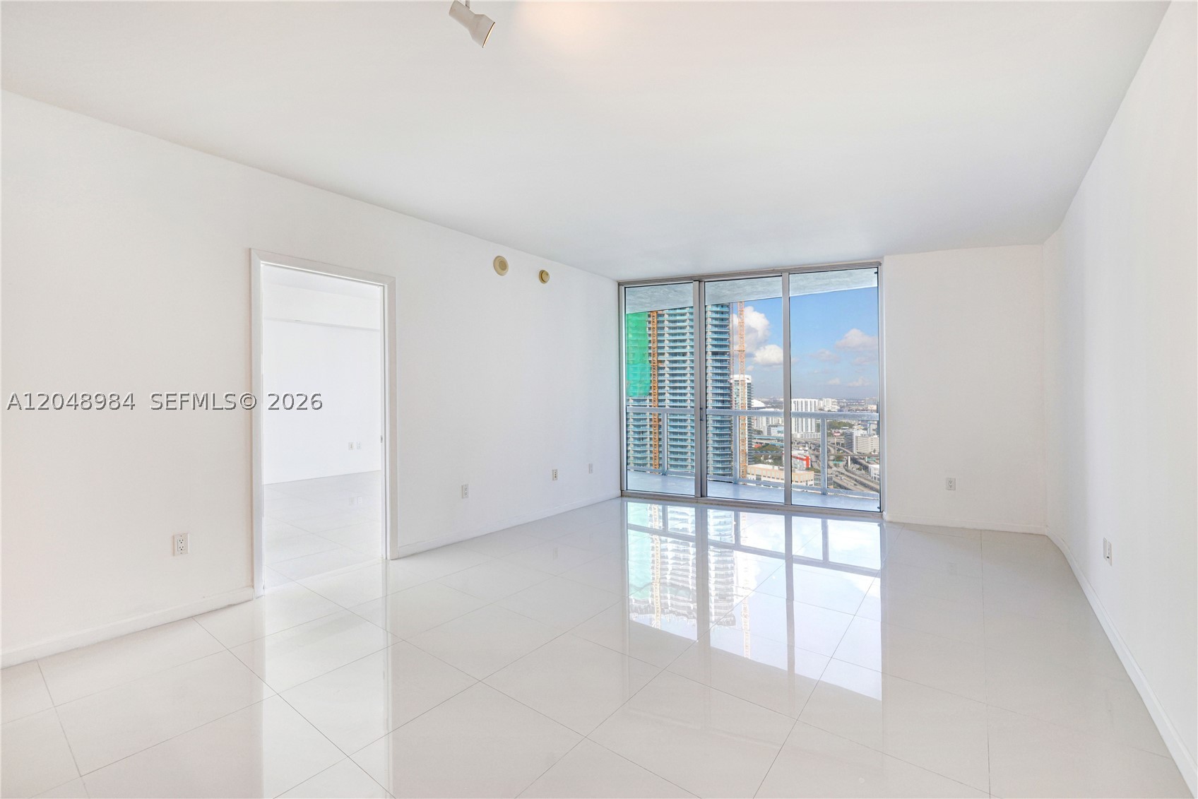 image Icon Brickell I7