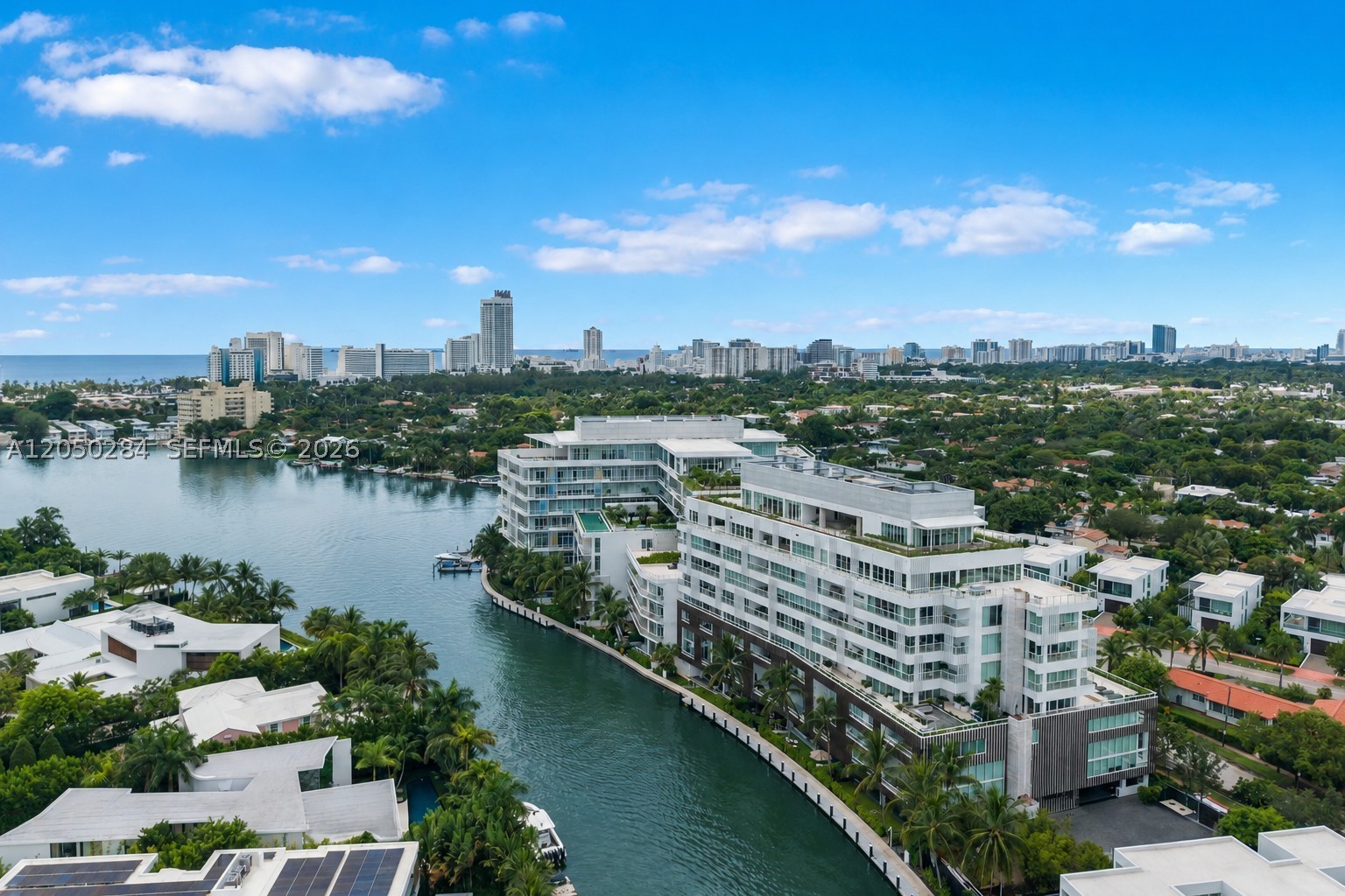 image Ritz-Carlton Residences Miami Beach19