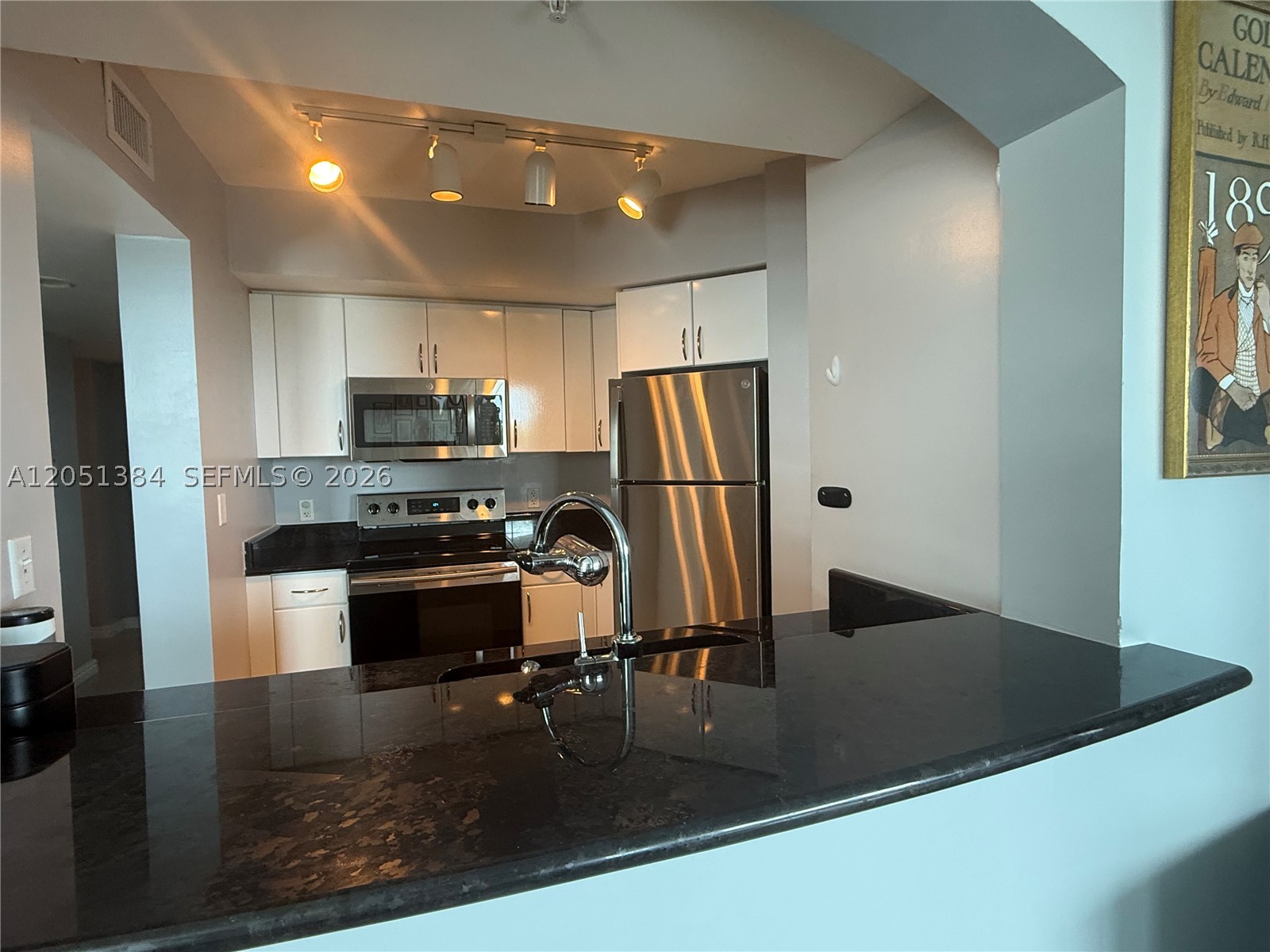 image The Waverly at Surfside13