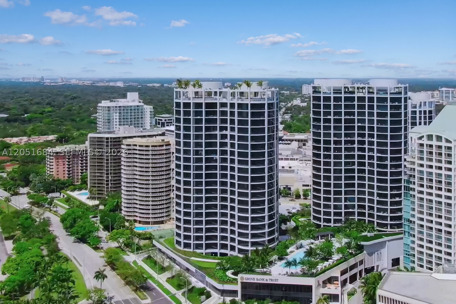 2811 S Bayshore Dr #6A Miami, FL 33133