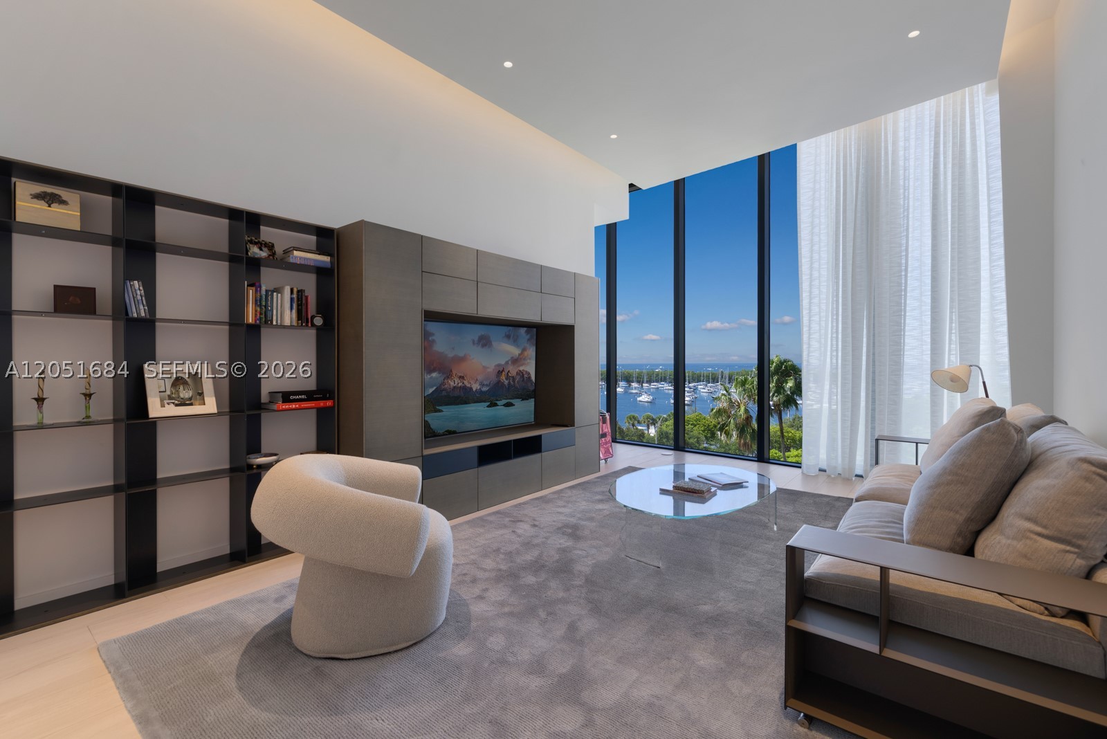 2811 S Bayshore Dr #6A Miami, FL 33133