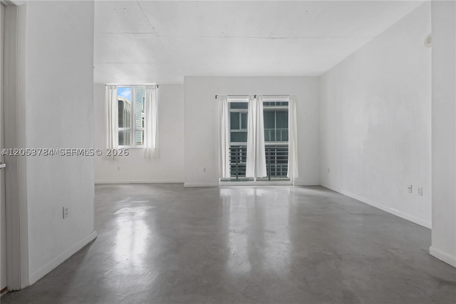 image Loft Downtown I11