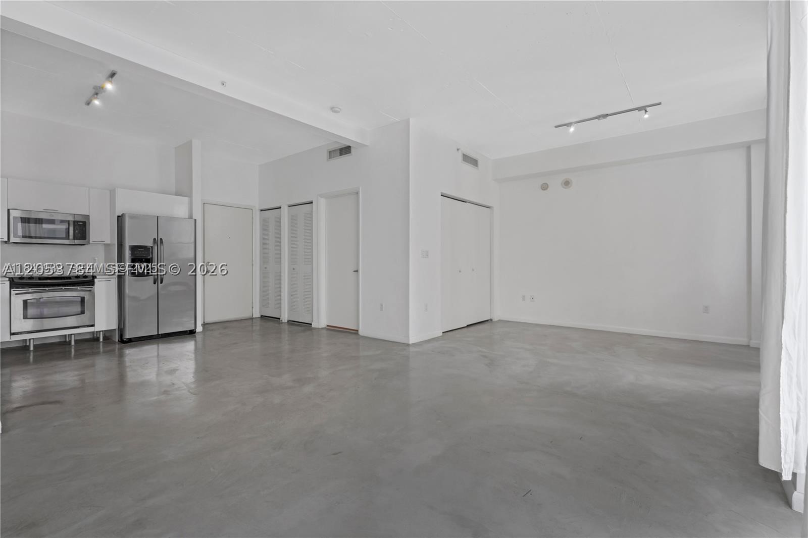 image Loft Downtown I13
