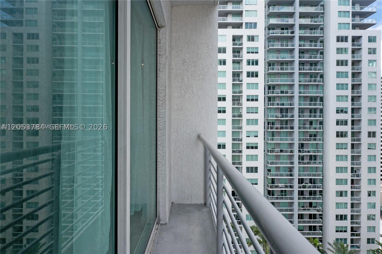 image Loft Downtown I8