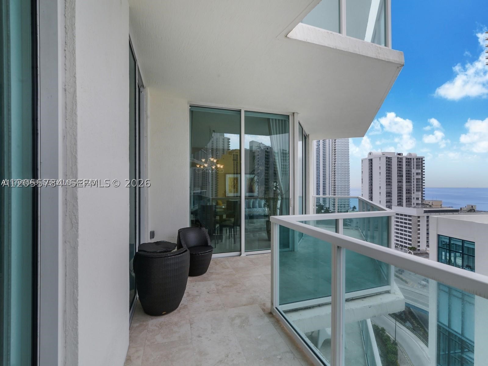 image St Tropez Sunny Isles16