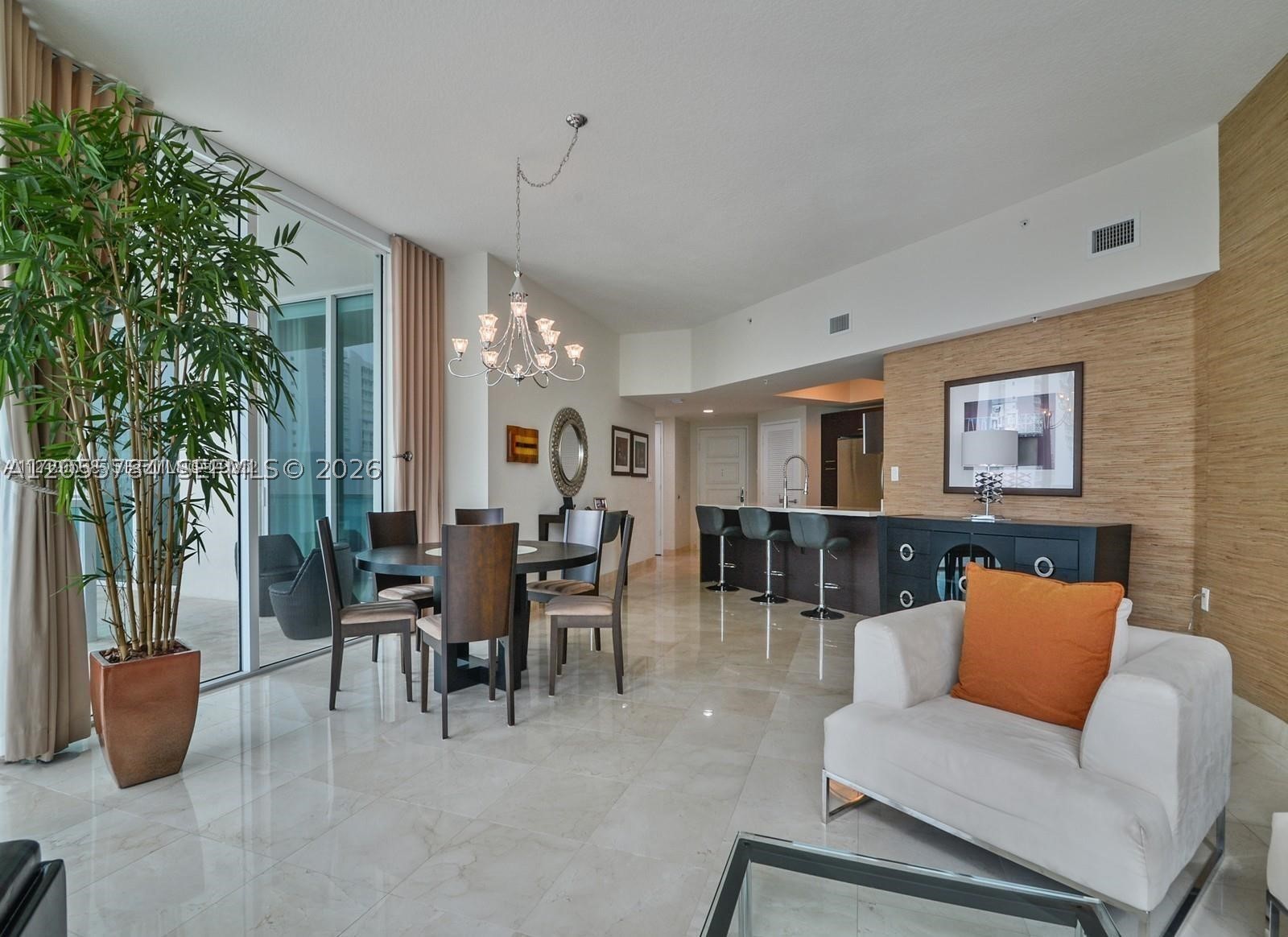 image St Tropez Sunny Isles7