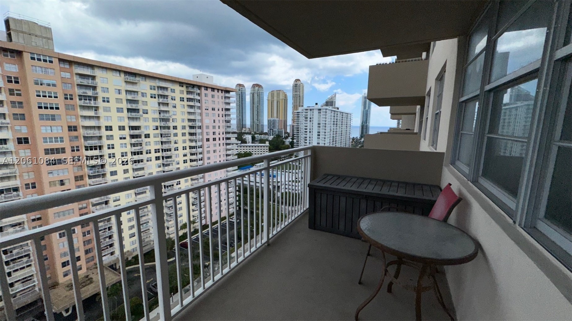 image Winston Towers 10028