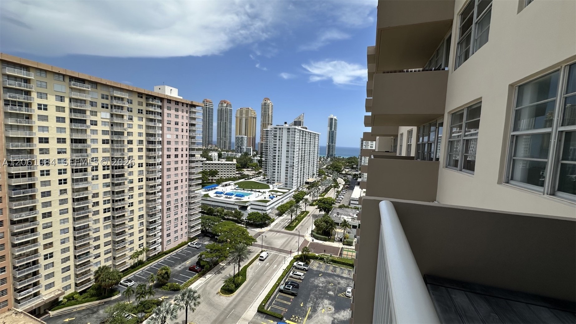 image Winston Towers 10045