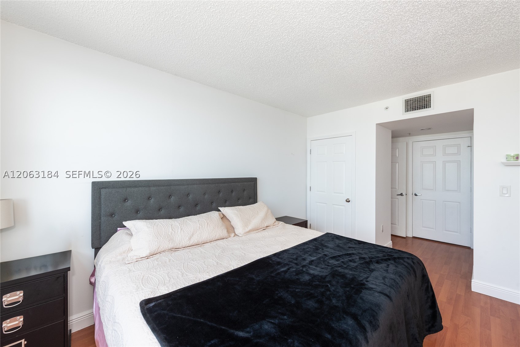 image The Mark on Brickell15